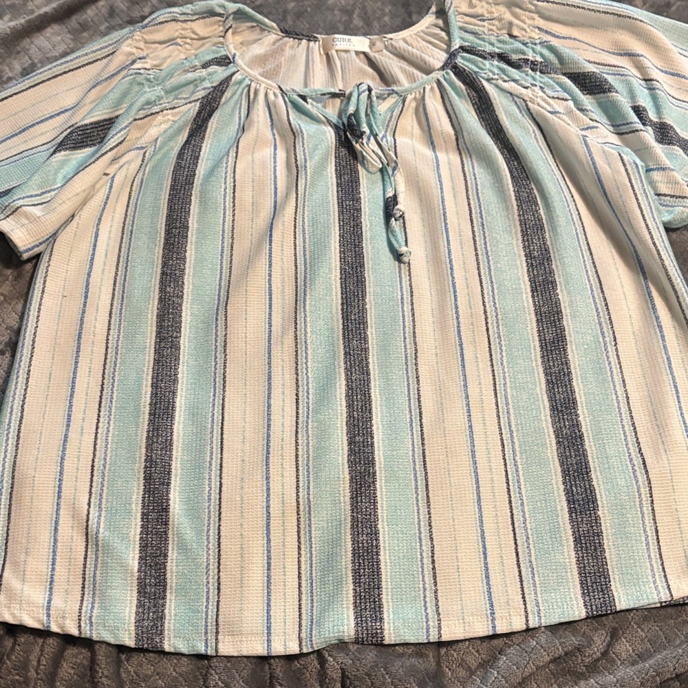 CURE Petites Blouse